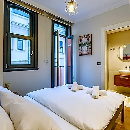 Modern House With Location In Beyoglu Ξενοδοχείο Κωνσταντινούπολη