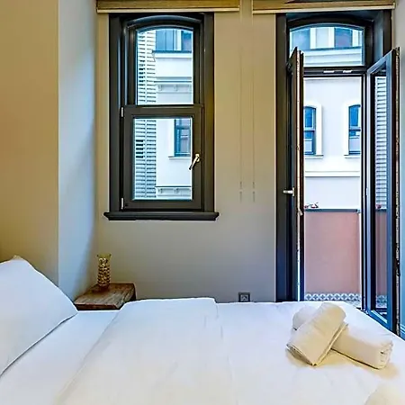 Modern House With Location In Beyoglu Hotel 2*